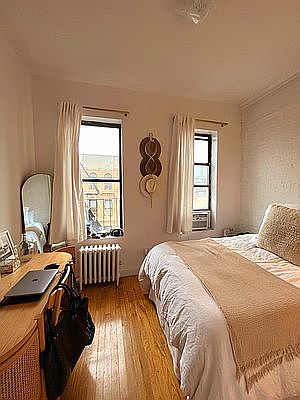 1st image of 611 E 11th St APT 6a