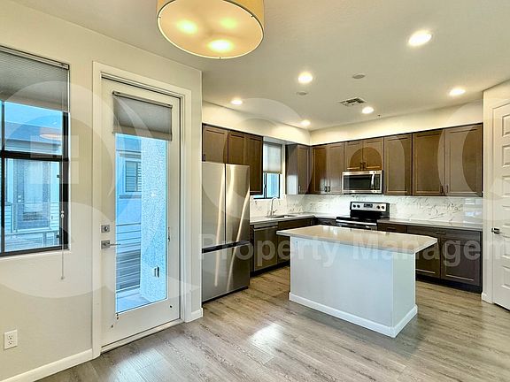 5th image of 2090 S Dorsey Ln #1022