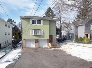 348 Teaneck Rd, Ridgefield Park, NJ 07660