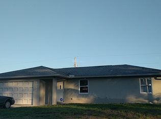 1092 SW Hamrock Ave, Port Saint Lucie, FL 34953