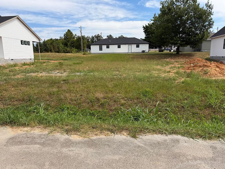 1st image of 22 Lasters Ave