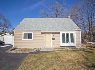 1 Charles Rd, Latham, NY 12110