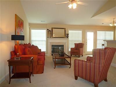 3rd image of 949 Jouett Creek Dr