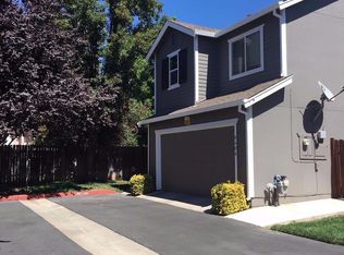 6406 Laguna Mirage Ln, Elk Grove, CA 95758