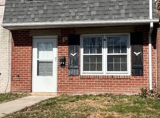 70 Ethan Allen Ct, Newark, DE 19711