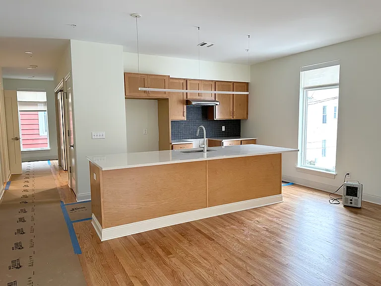 386 Grant St #203 — Photo 7