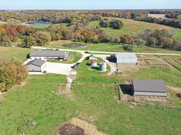 24331 Collins Dr, Milan, MO 63556