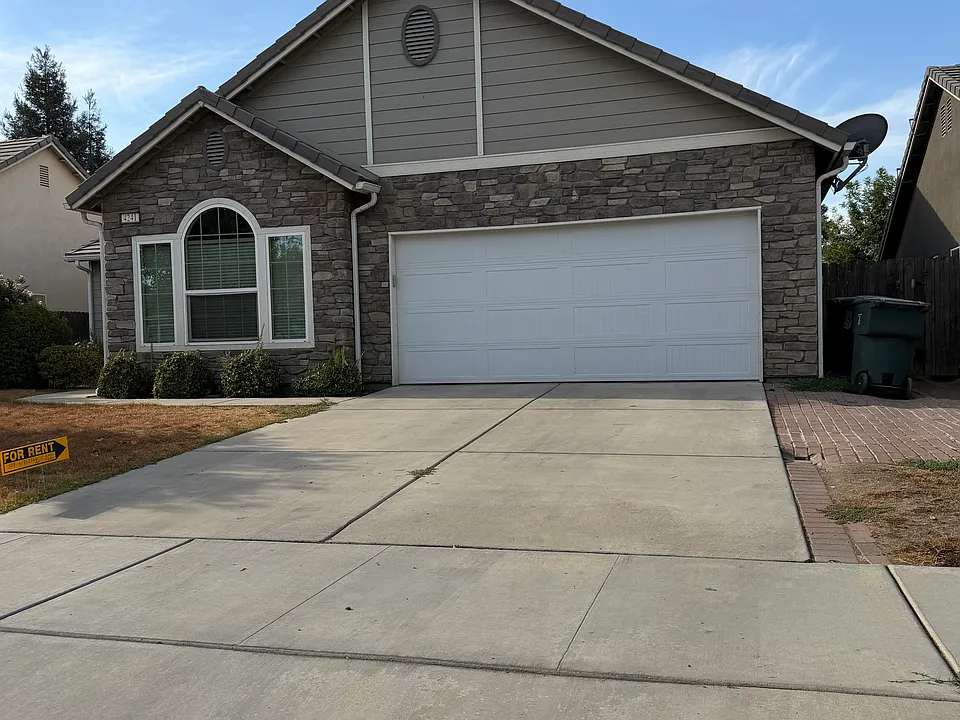 4241 W Buena Vista Ave