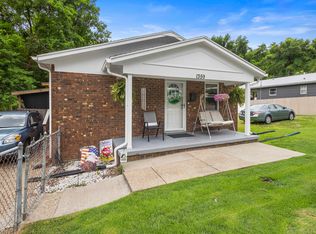 1359 28th St, Huntington, WV 25705