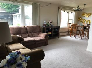 5243 22nd Ave NE APT 4, Seattle, WA 98105