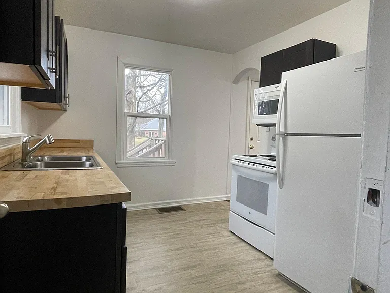 3045 Beckley Rd — Photo 4