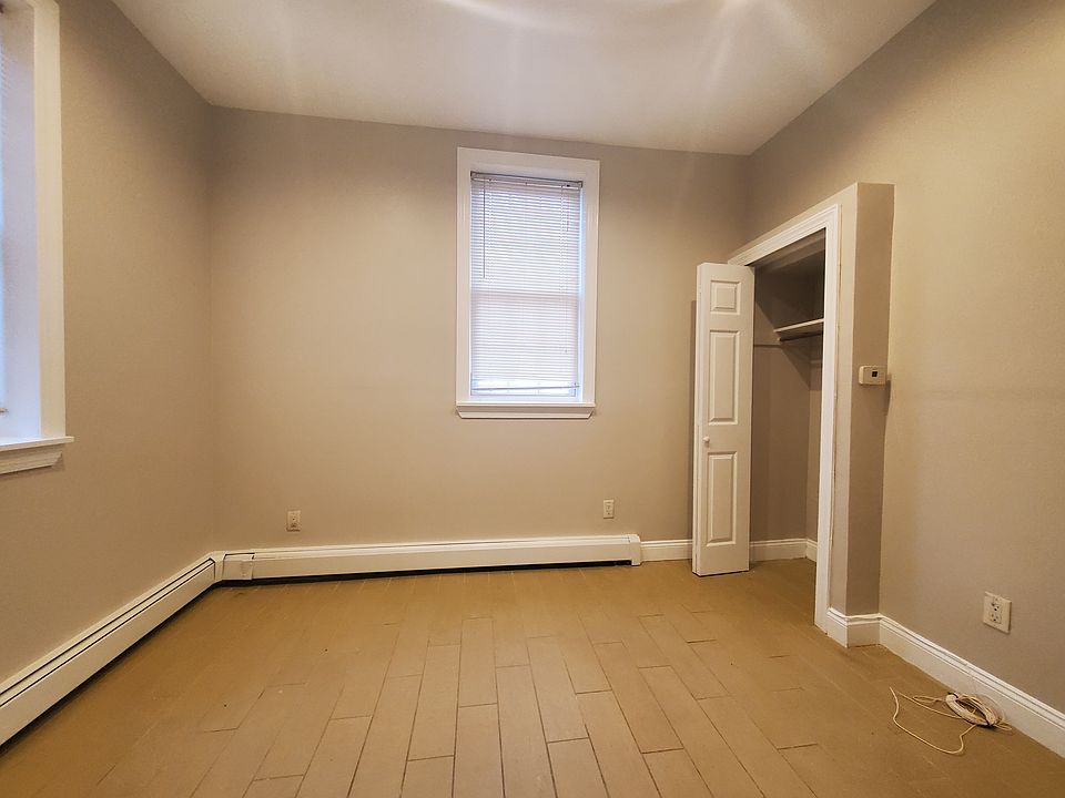 2nd image of 91 E 25th St APT 14