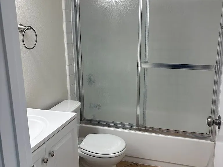 1520 Daly-Cedar Property — Photo 11
