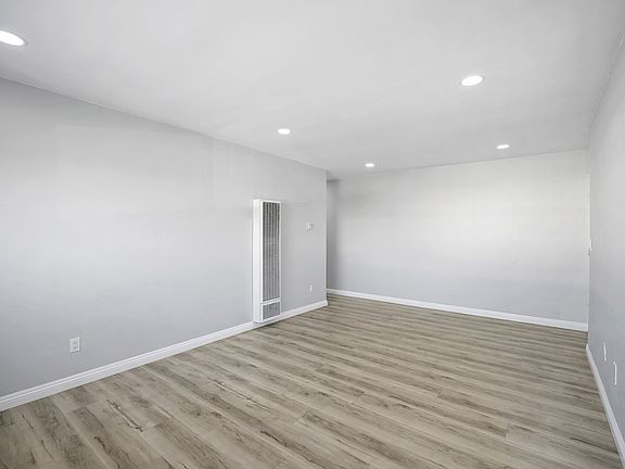 5th image of 208 E Chevy Chase Dr APT 12