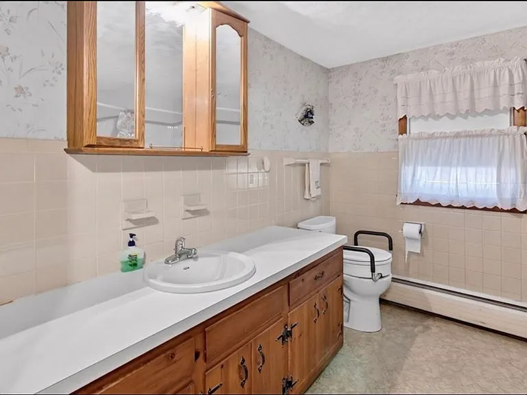 23 Thompson St — Photo 23