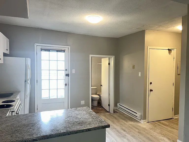 50 Bruyere St #5 — Photo 13