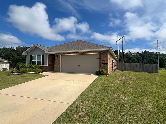 2nd image of 2604 Cedarwood St