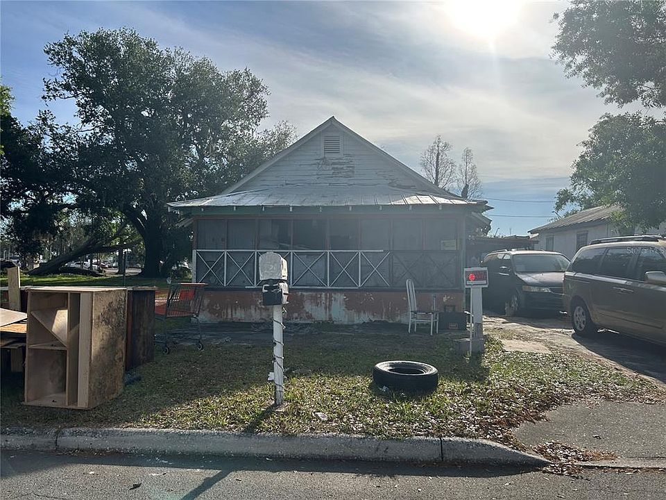 1st image of 915 N MISSOURI AVENUE