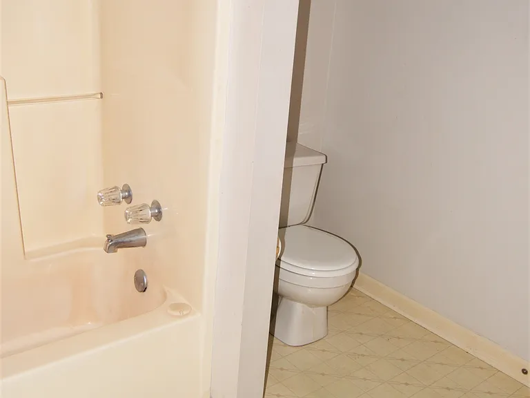 2639 Nanette Dr — Photo 9