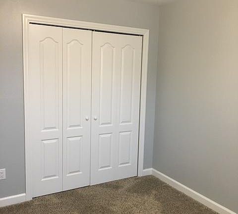 3rd image of 903 Lawton Ct