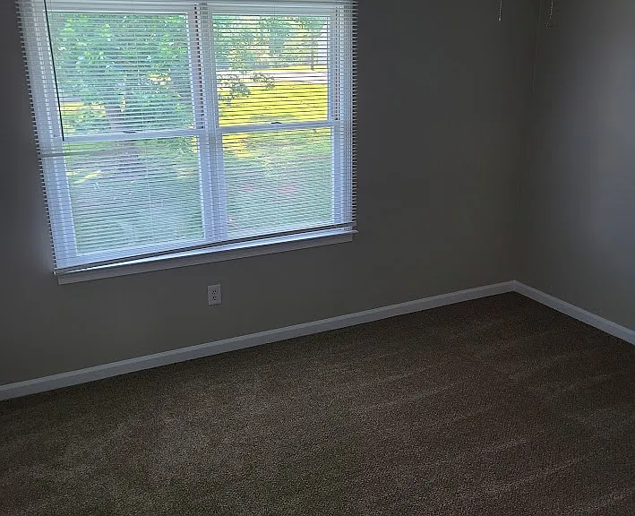 180 Summit St #1 — Photo 6