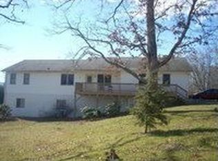 37 Belinda Dr, Hendersonville, NC 28792