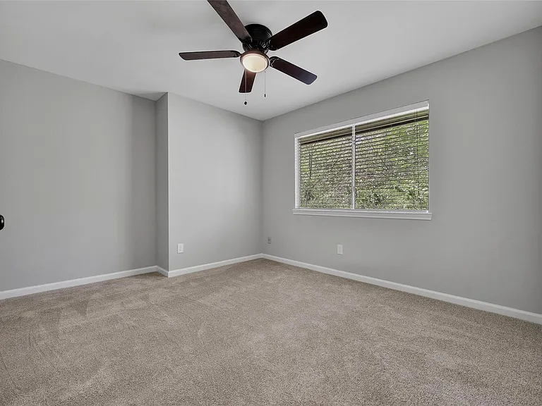 35 Cornerbrook Pl — Photo 40