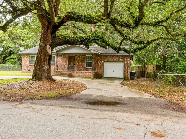 692 York St, Mount Pleasant, SC 29464