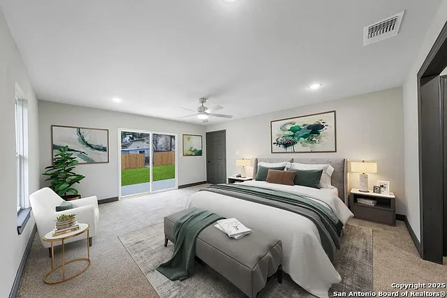 2643 W Gramercy Pl — Photo 16