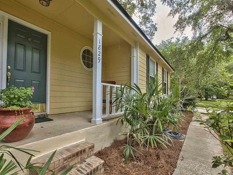 1829 Log Ridge Trl — Photo 3