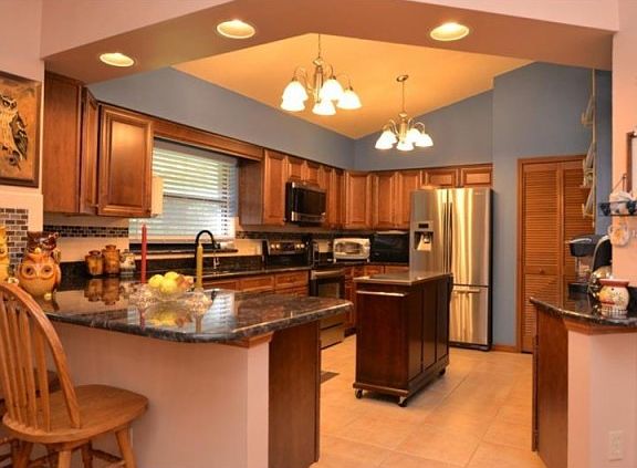 5th image of 120 Estates Cir