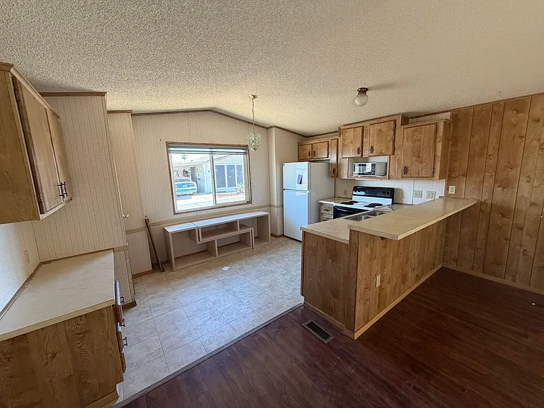 5735 E McDowell Rd #212 — Photo 6