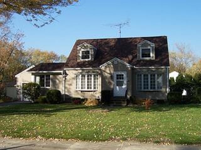 2nd image of 43 Holmes Pl