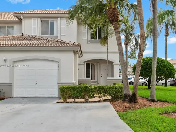 7495 SW 162nd Pl, Miami, FL 33193