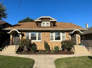 405 Griswold St, Elgin, IL 60123