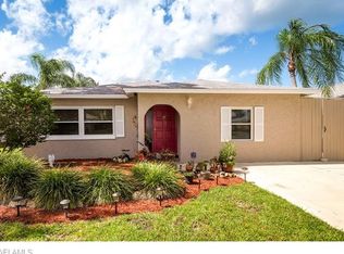 614 97th Ave N, Naples, FL 34108