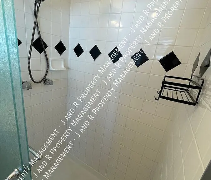 1723 I St #1 — Photo 17