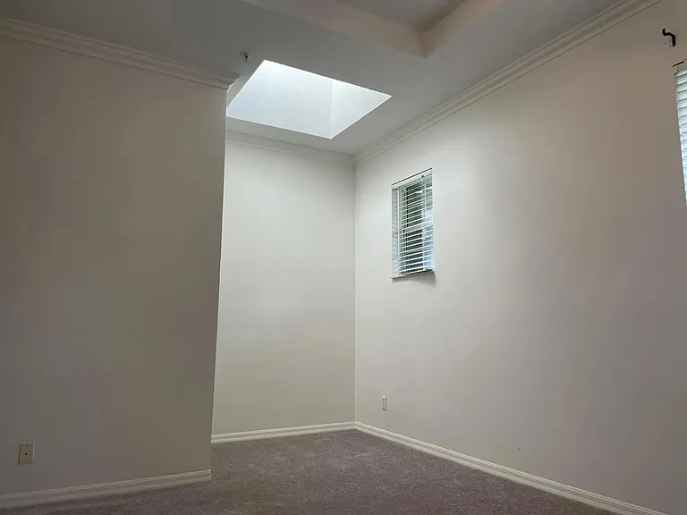 4229 E Main St — Photo 8