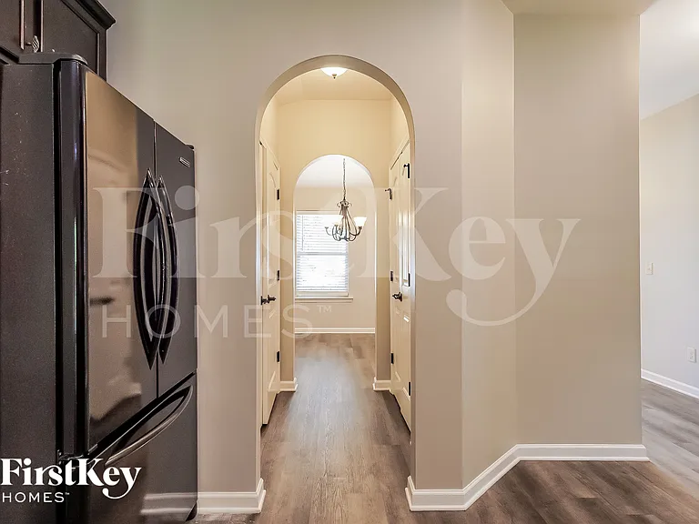 321 Reed Way — Photo 7