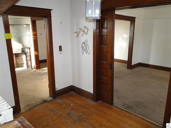 2nd image of 319 N 28th Ave W