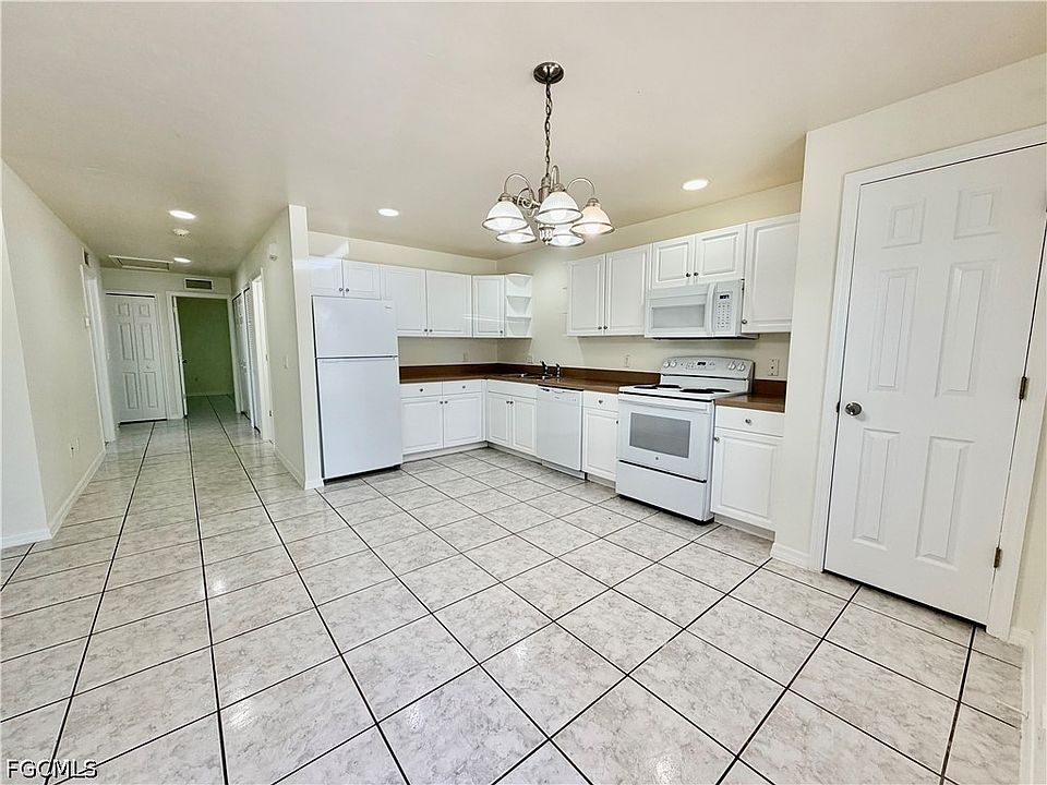 1st image of 4737 28th St SW