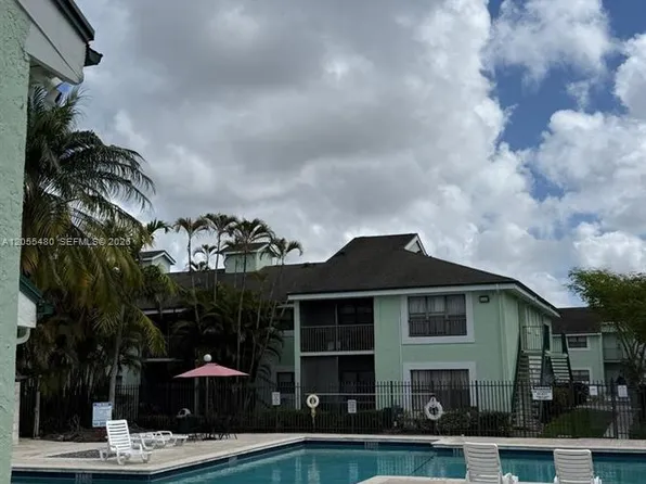 4098 N Pine Island Rd APT 100, Fort Lauderdale, FL 33351