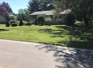 691 Stone Shannon Rd, Wheeling, WV 26003