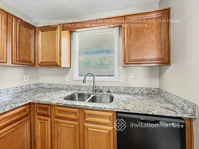 408 Ivy Terrace Dr — Photo 9