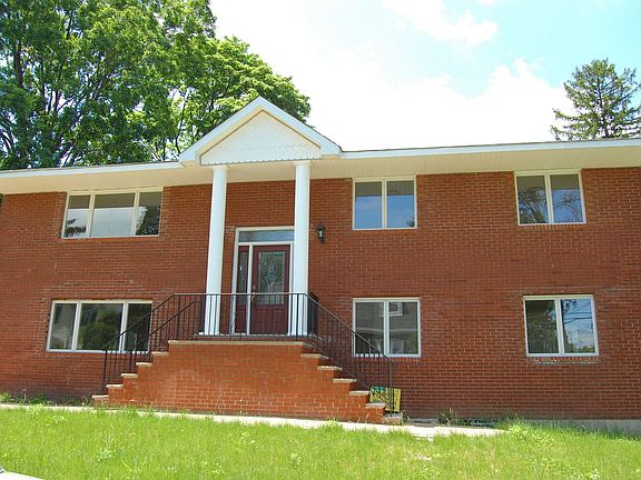 2nd image of 27 Cummings Ave