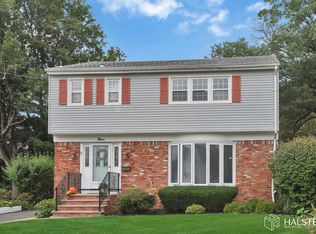 9 Leo Ter, Bloomfield, NJ 07003