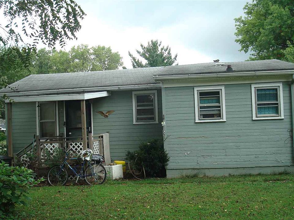 2nd image of 3243 S Harvey St