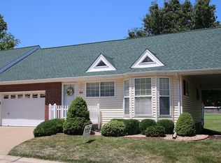 104 Cardinal Villas Dr, Saint Peters, MO 63376