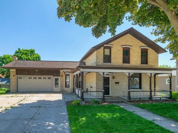 407 South Washington STREET, Watertown, WI 53094