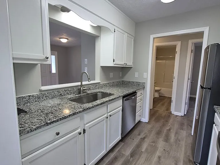5641 Pepperbush Dr — Photo 6